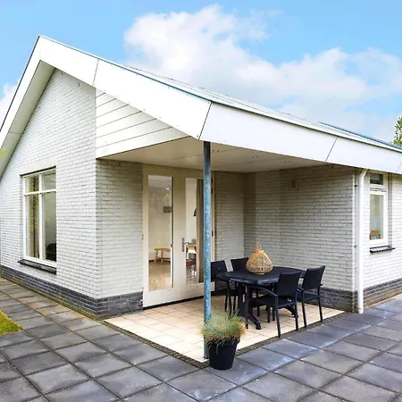 펜션 2 Bedroom Cozy In