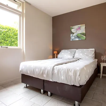 펜션 2 Bedroom Cozy In